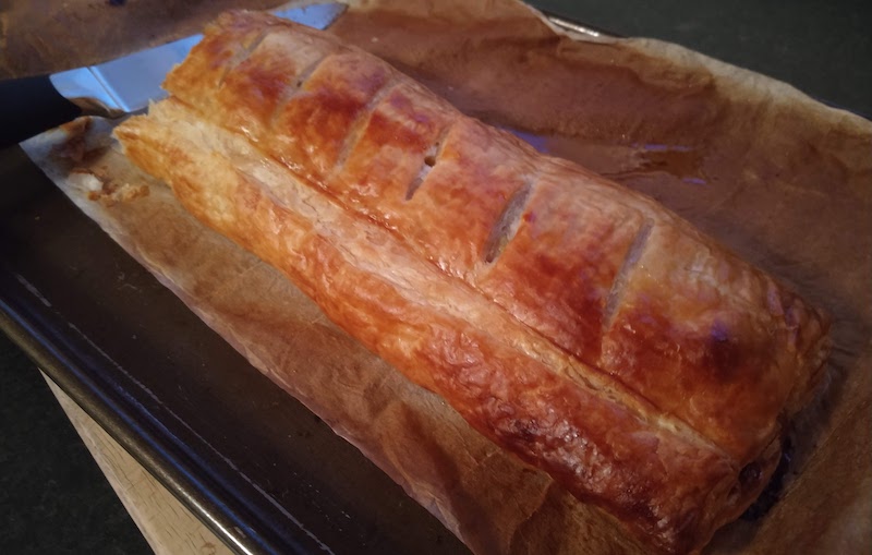 Baked sausage roll